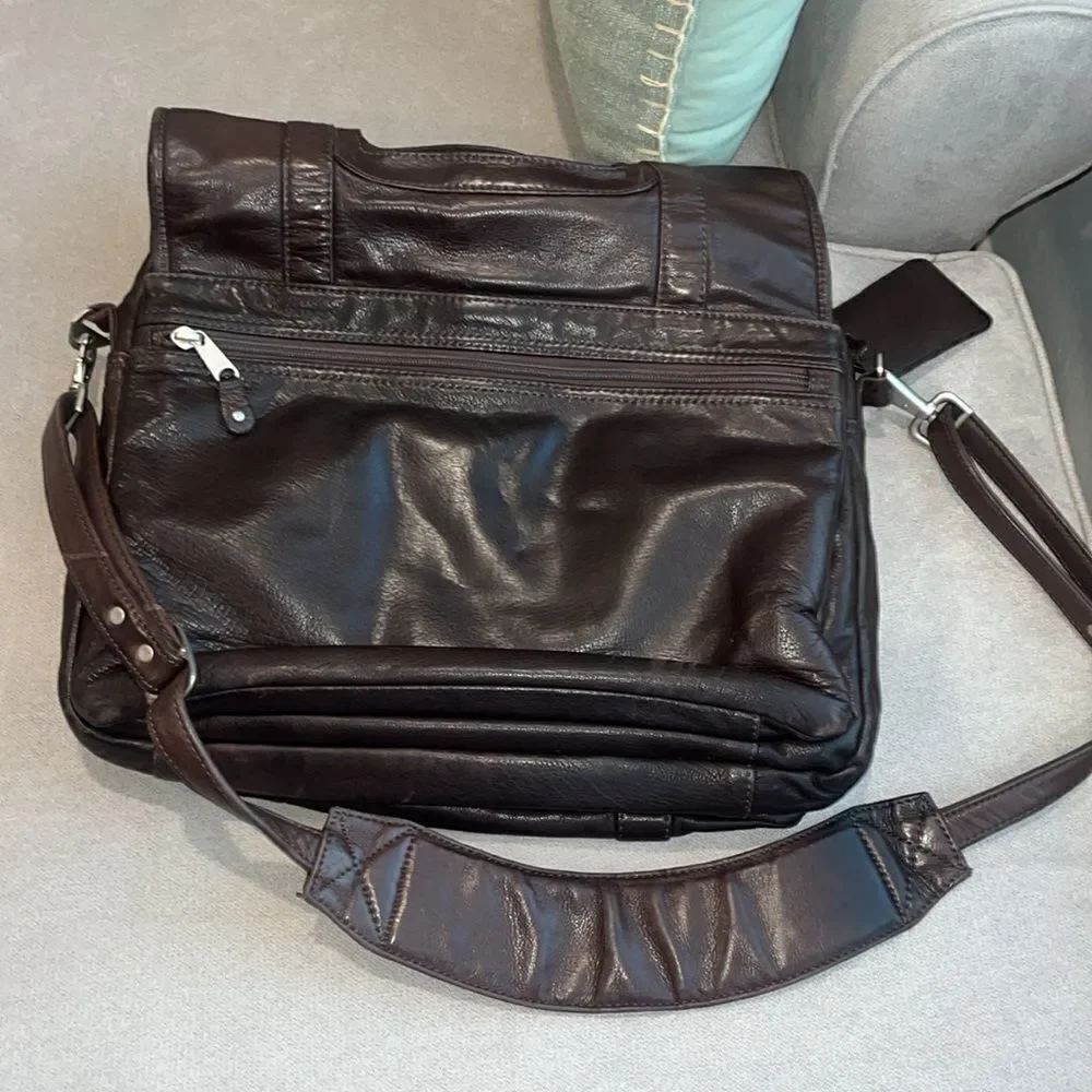 Canyon Outback leather goods inc brown bag